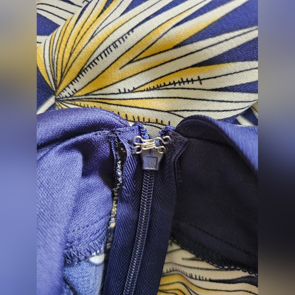 TIMING Jumpsuit Navy Botanical Palm Leaf Print - - Size Small - Picture 9 of 11